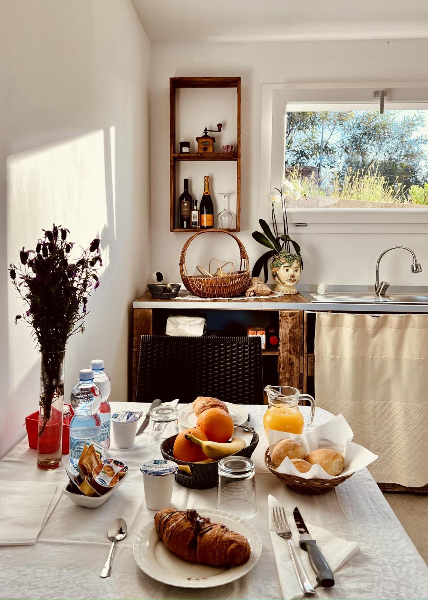 Sole Matto Rooms Olbia Eksteriør bilde